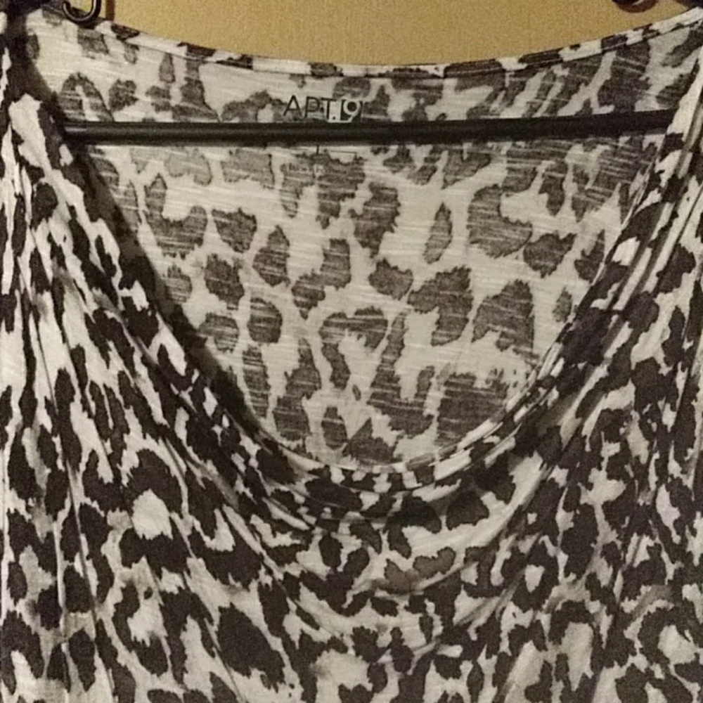 Top - Picture 3 of 3
